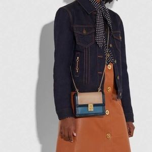 HUTTON BELT BAG IN COLORBLOCK (COACH 884)
B4/LAKE MULTI-2 straps!